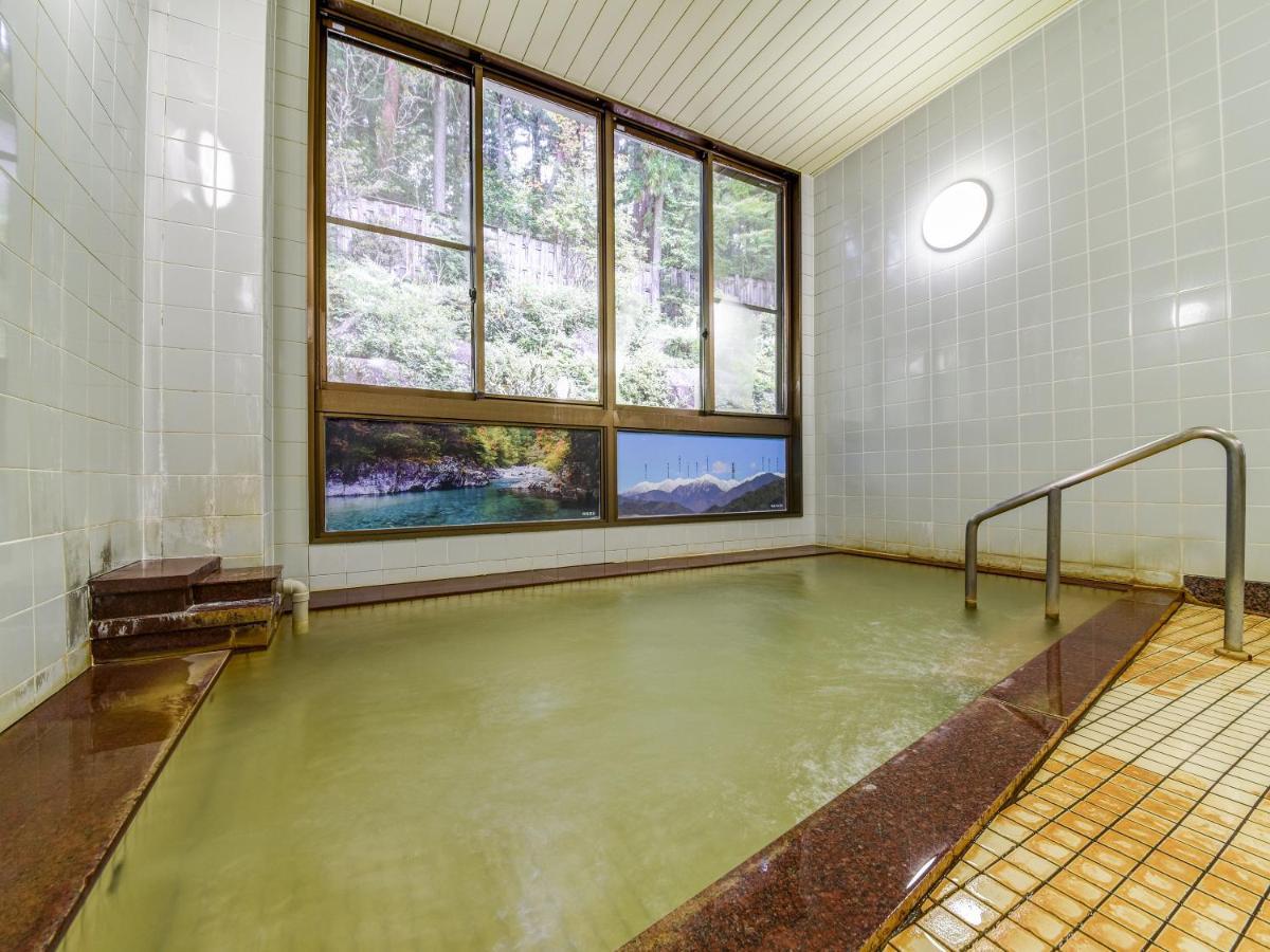Отель 阿寺温泉 フォレスパ木曽あてら荘 Okuwa Экстерьер фото